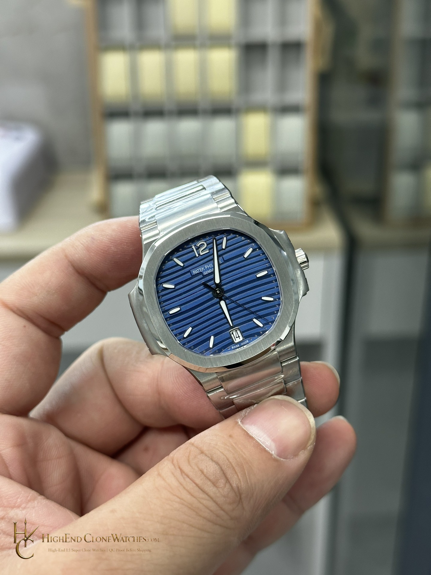 Patek Philippe Nautilus Blue Dial 7118/1A 35.2mm product view super clone watch