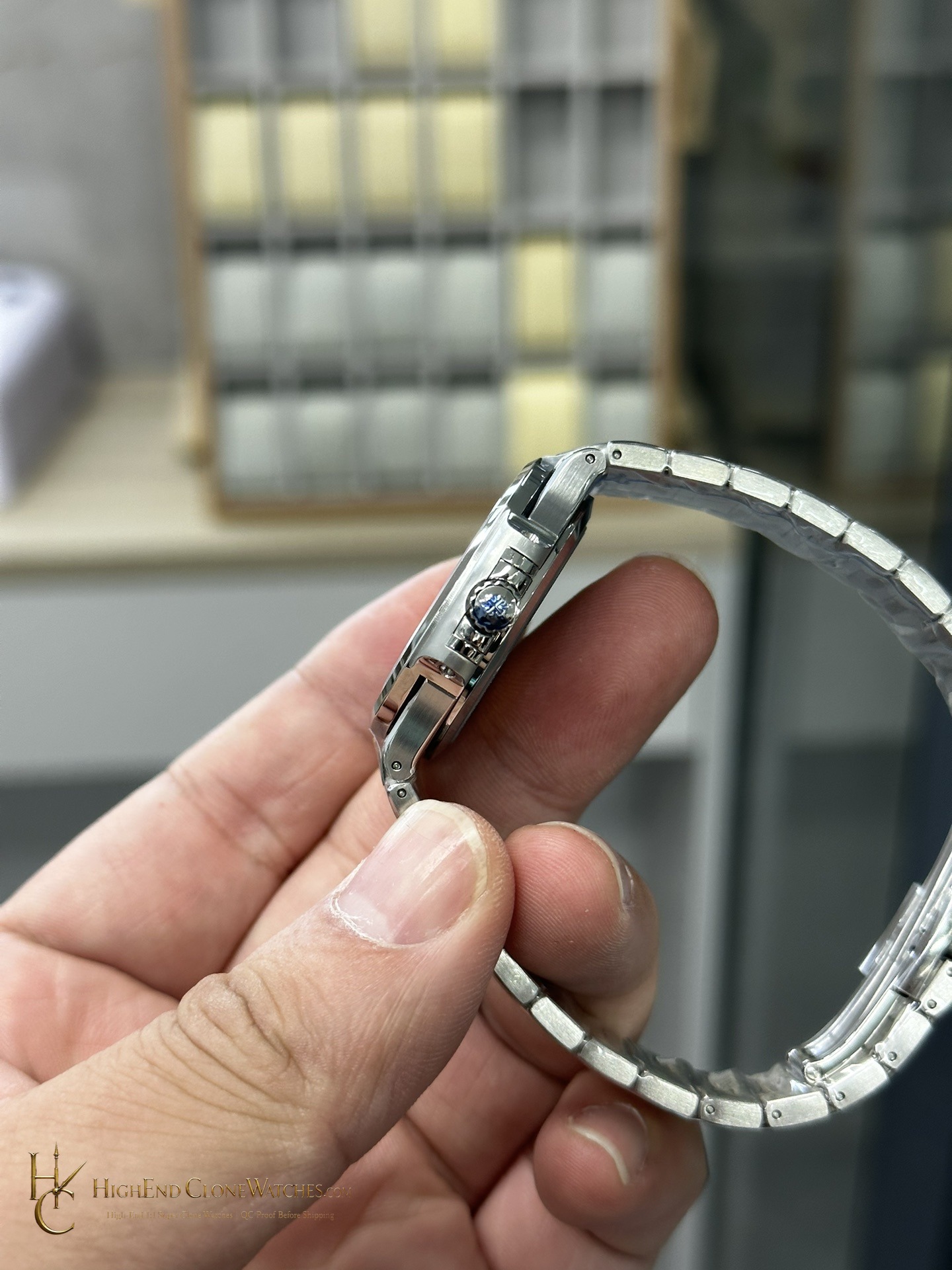 Patek Philippe Nautilus Blue Dial 7118/1A 35.2mm product view super clone watch