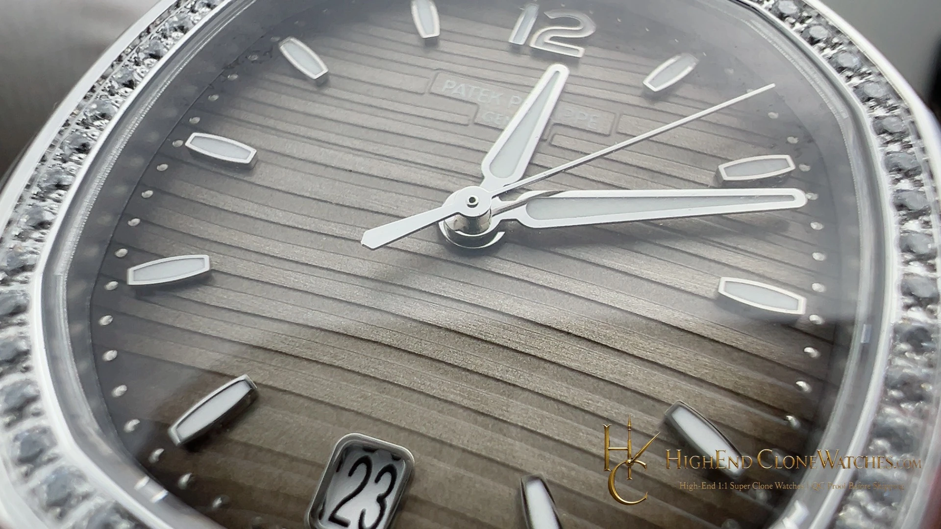 Patek Philippe Nautilus 7118 horizontal wave dial detail super clone watch