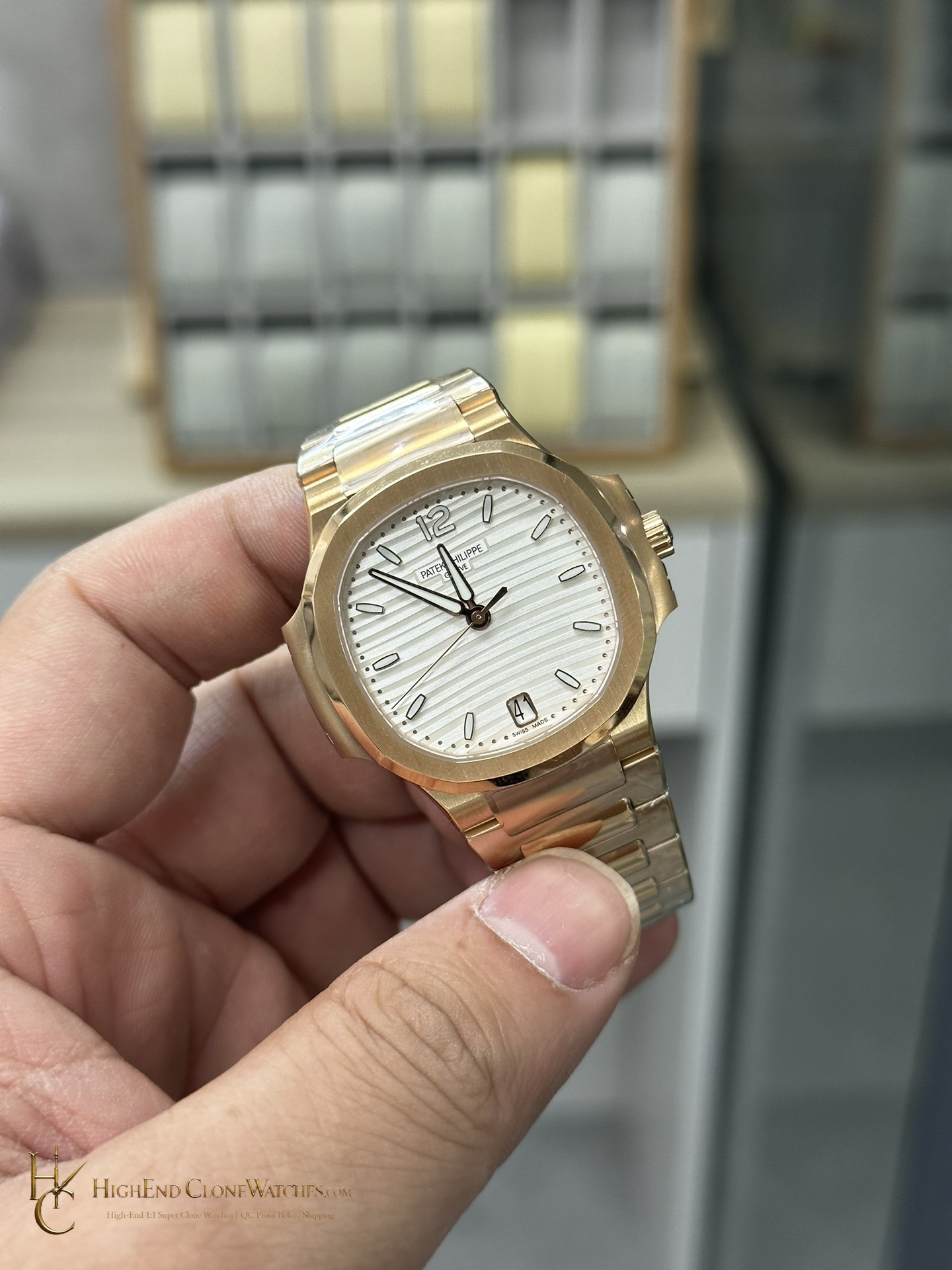 Patek Philippe Nautilus Rose Gold 7118/1R-001 35.2mm product view super clone watch