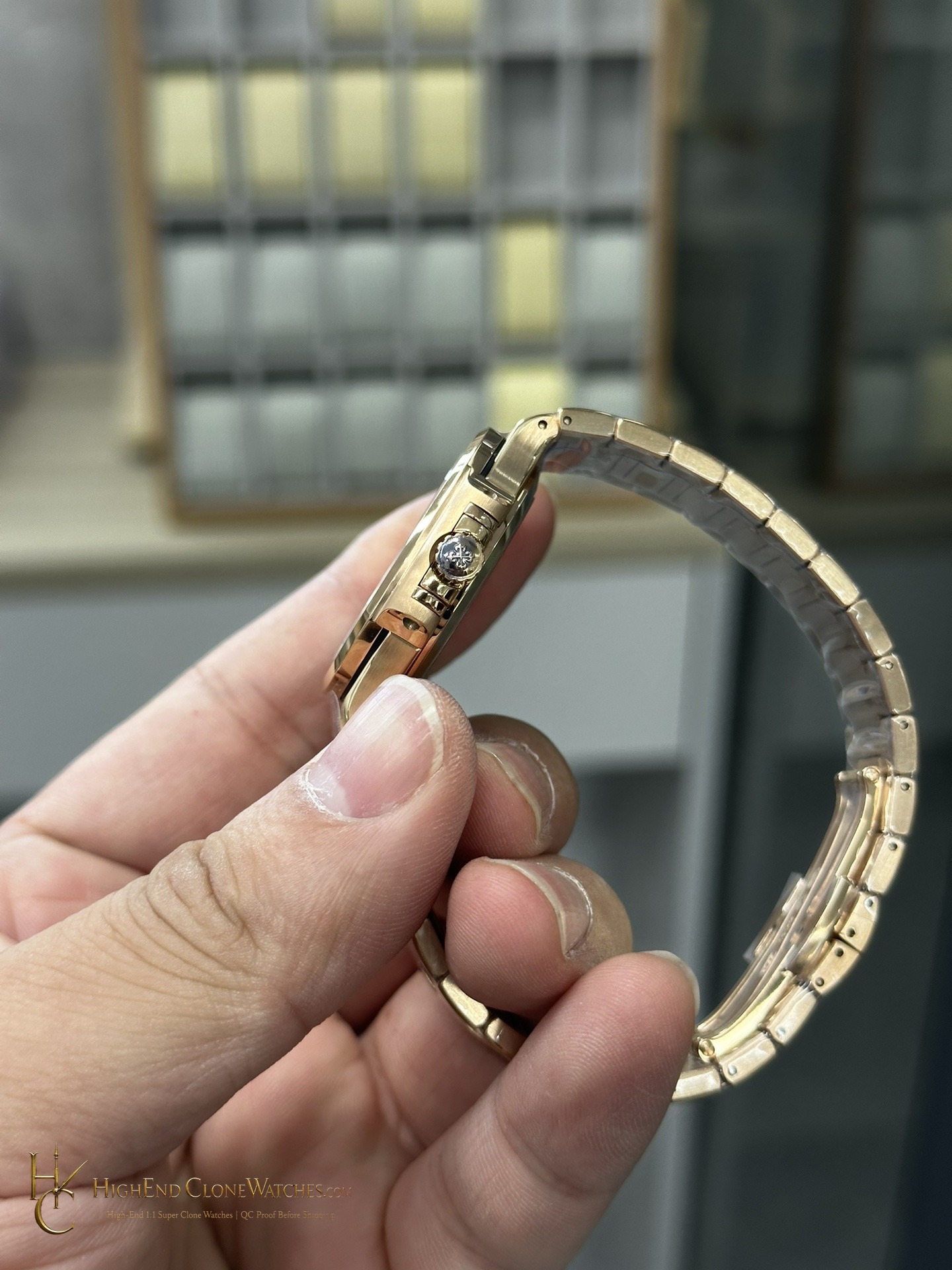 Patek Philippe Nautilus Rose Gold 7118/1R-010 35.2mm product view super clone watch
