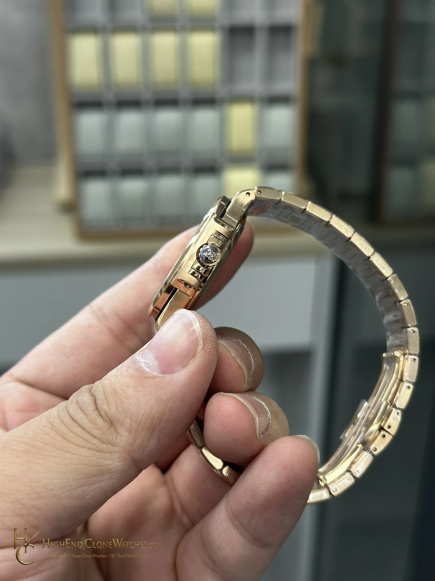 Patek Philippe Nautilus Rose Gold 7118/1R-010 35.2mm product view super clone watch - product view 4