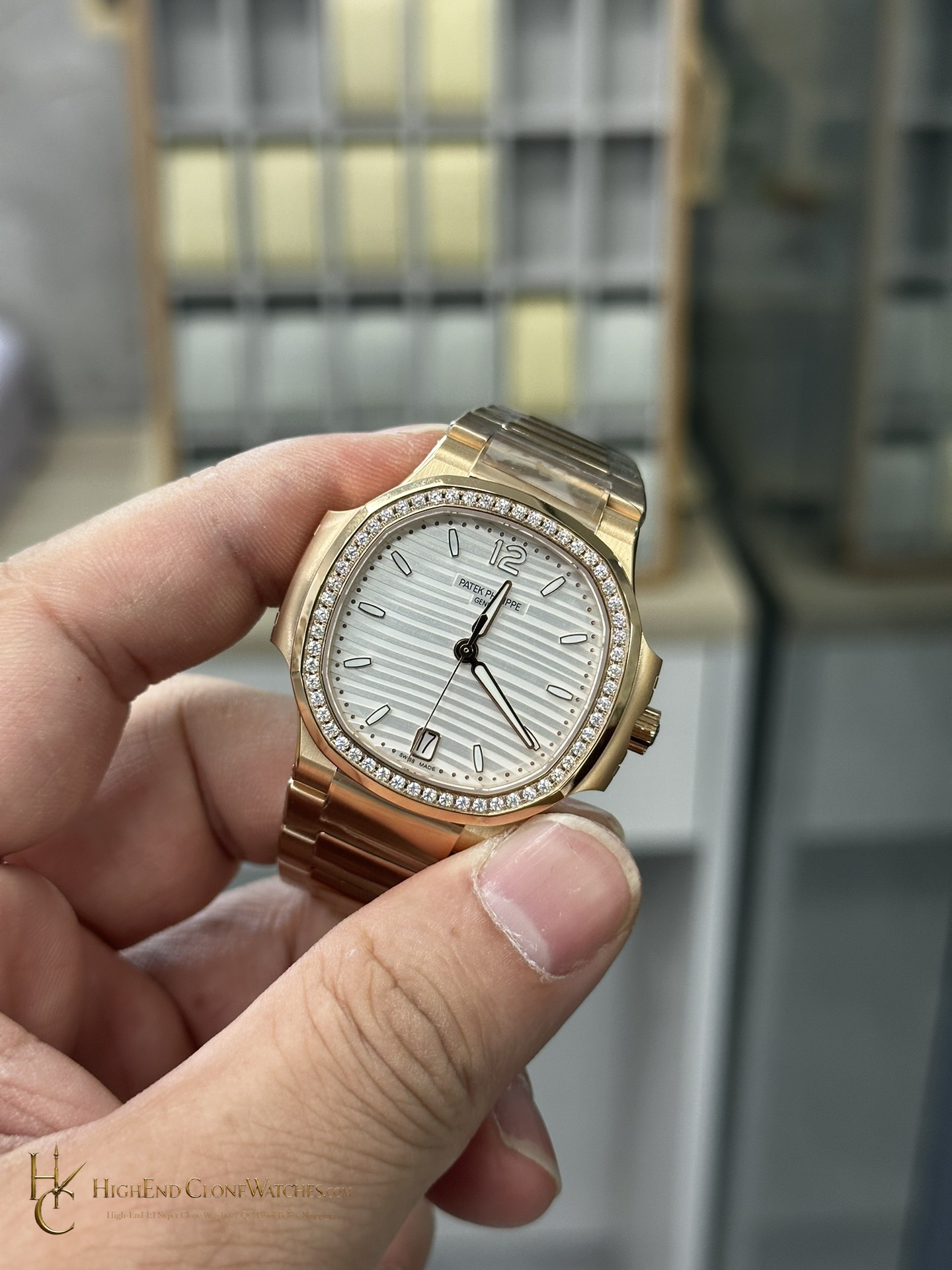 Patek Philippe Nautilus Rose Gold White Dial 7118/1200R-001 35.2mm product view super clone watch