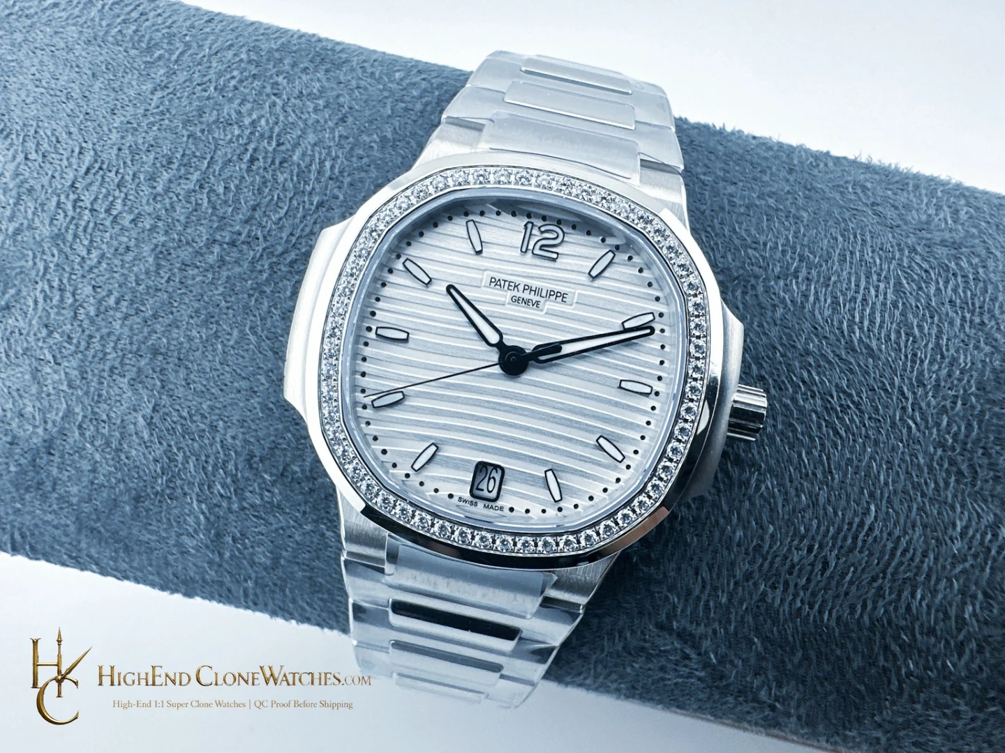 Patek Philippe Nautilus White Dial Diamond Frame 7118/1200A-010 35.2mm product view super clone watch - product view 3
