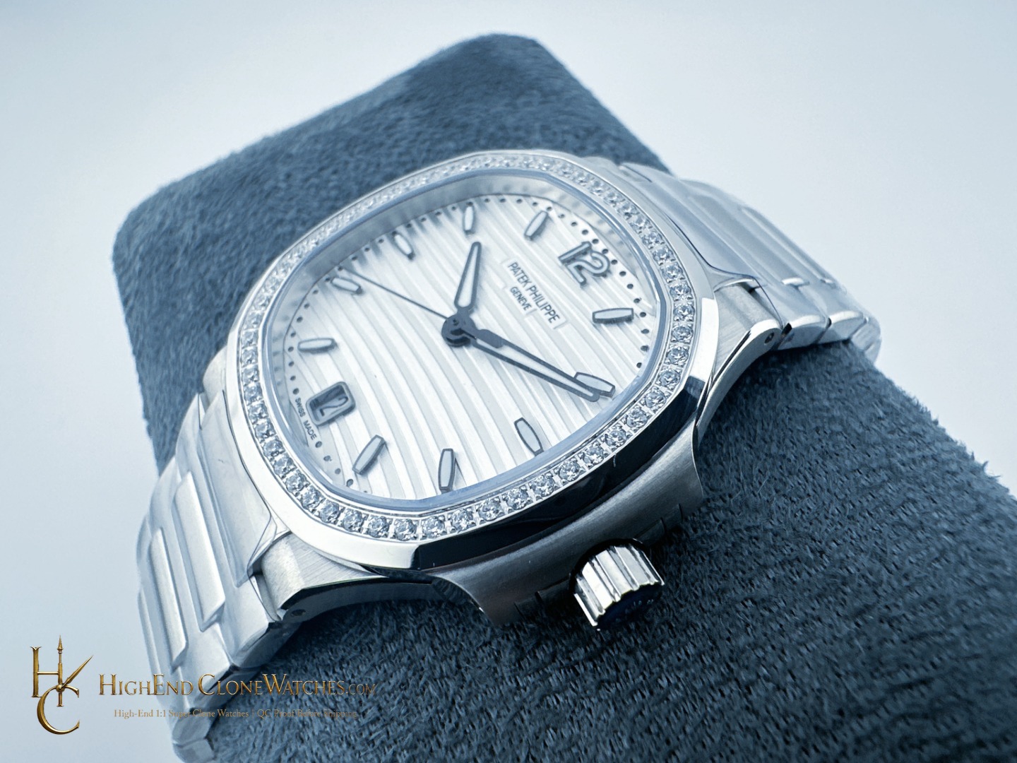 Patek Philippe Nautilus White Dial Diamond Frame 7118/1200A-010 35.2mm product view super clone watch