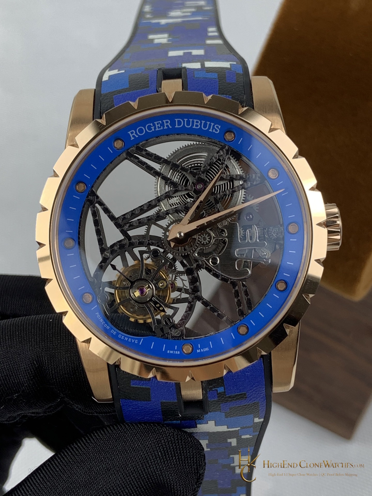 Roger Dubuis Excalibur RDDBEX0940 bezel detail super clone watch