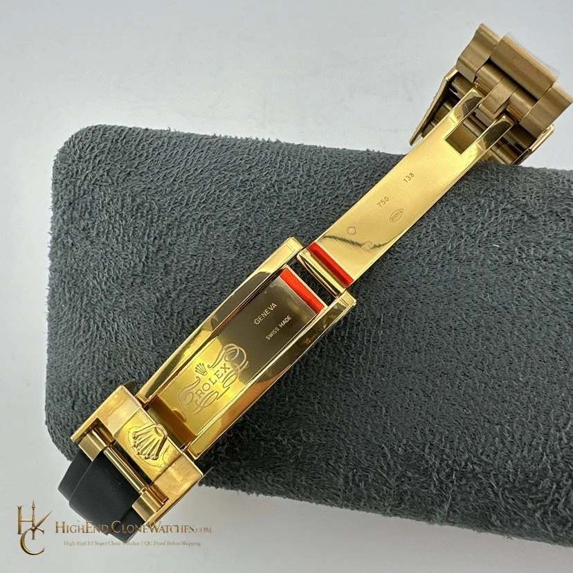 Rolex Daytona buckle or clasp detail super clone watch