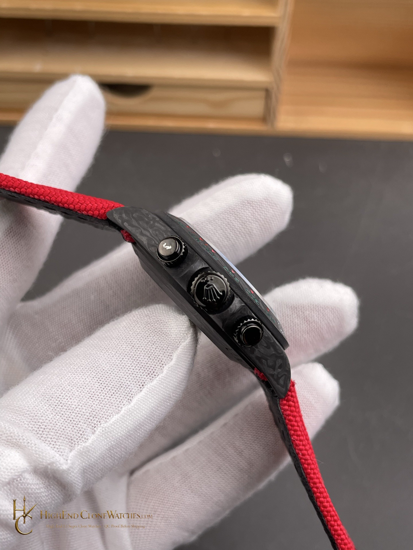 Rolex DiW Daytona crown and case detail super clone watch