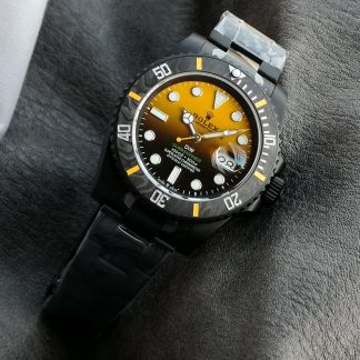 Rolex DiW Submariner front view super clone watch
