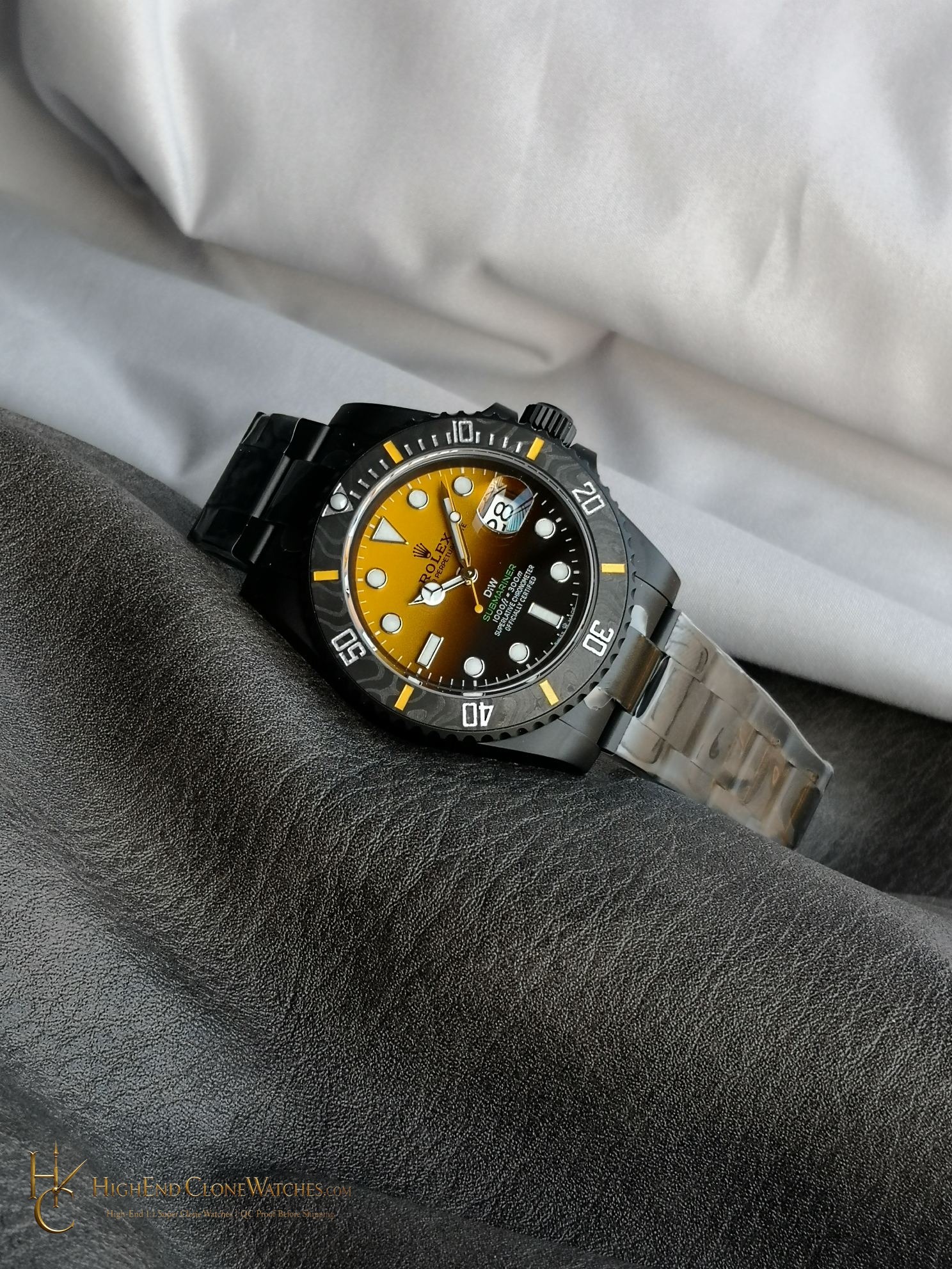Rolex DiW Submariner bezel detail super clone watch