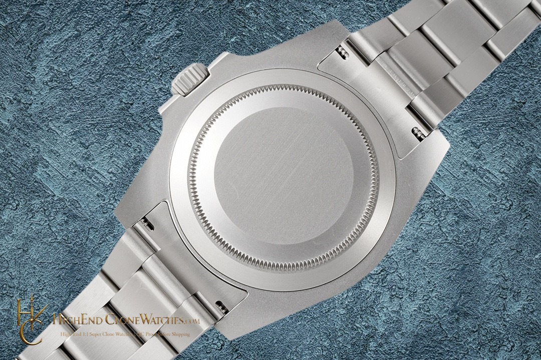 Rolex DiW Submariner buckle or clasp detail super clone watch