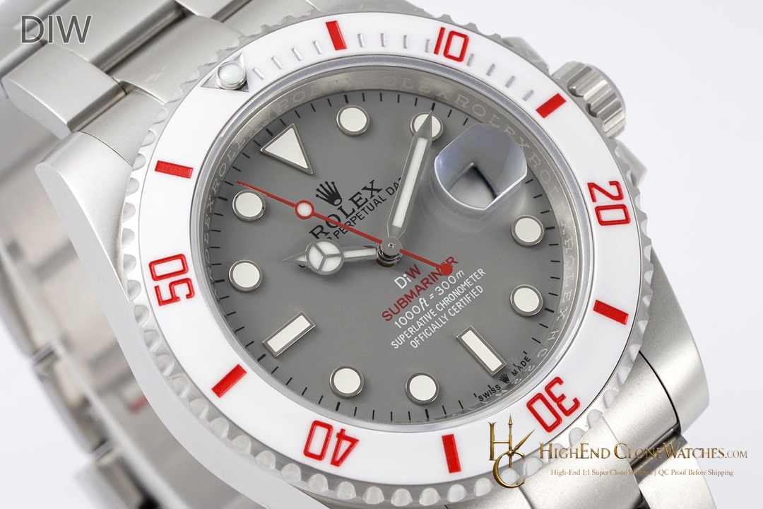 Rolex DiW Submariner dial and marker detail super clone watch