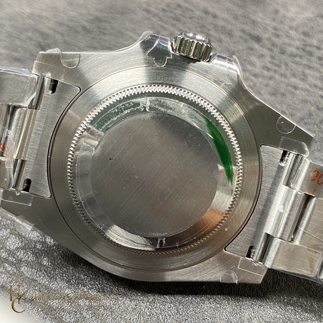 Rolex DiW Submariner caseback view super clone watch
