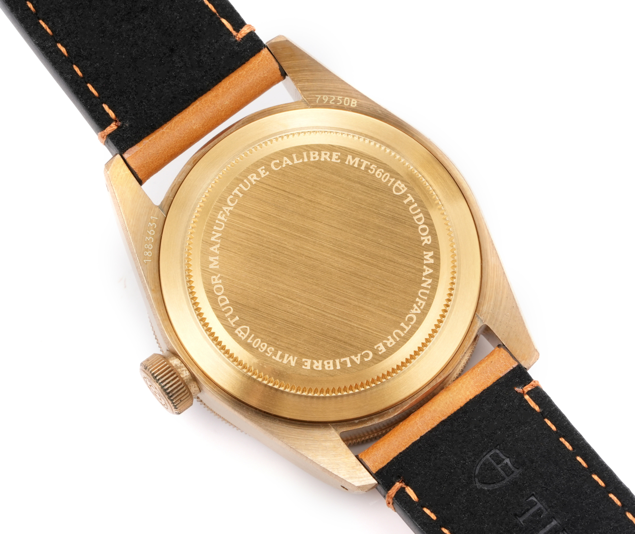 Tudor Black Bay Bronze M79250BM-0005 lume or strap detail super clone watch