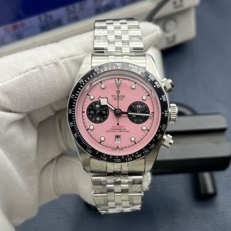 Tudor Black Bay Chrono M79360N-0019 dial and bezel detail super clone watch