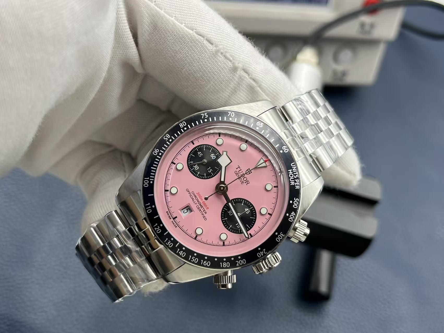 Tudor Black Bay Chrono M79360N-0019 case profile super clone watch