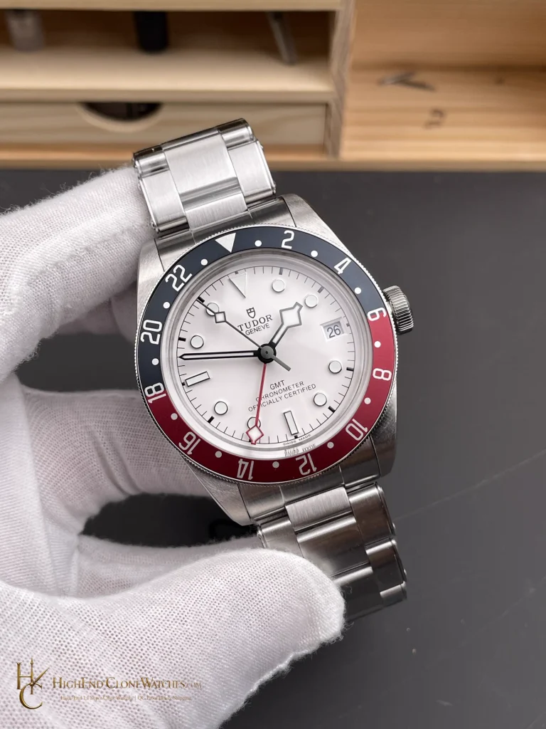 Tudor Black Bay GMT M79830RB-0010 dial and bezel detail super clone watch