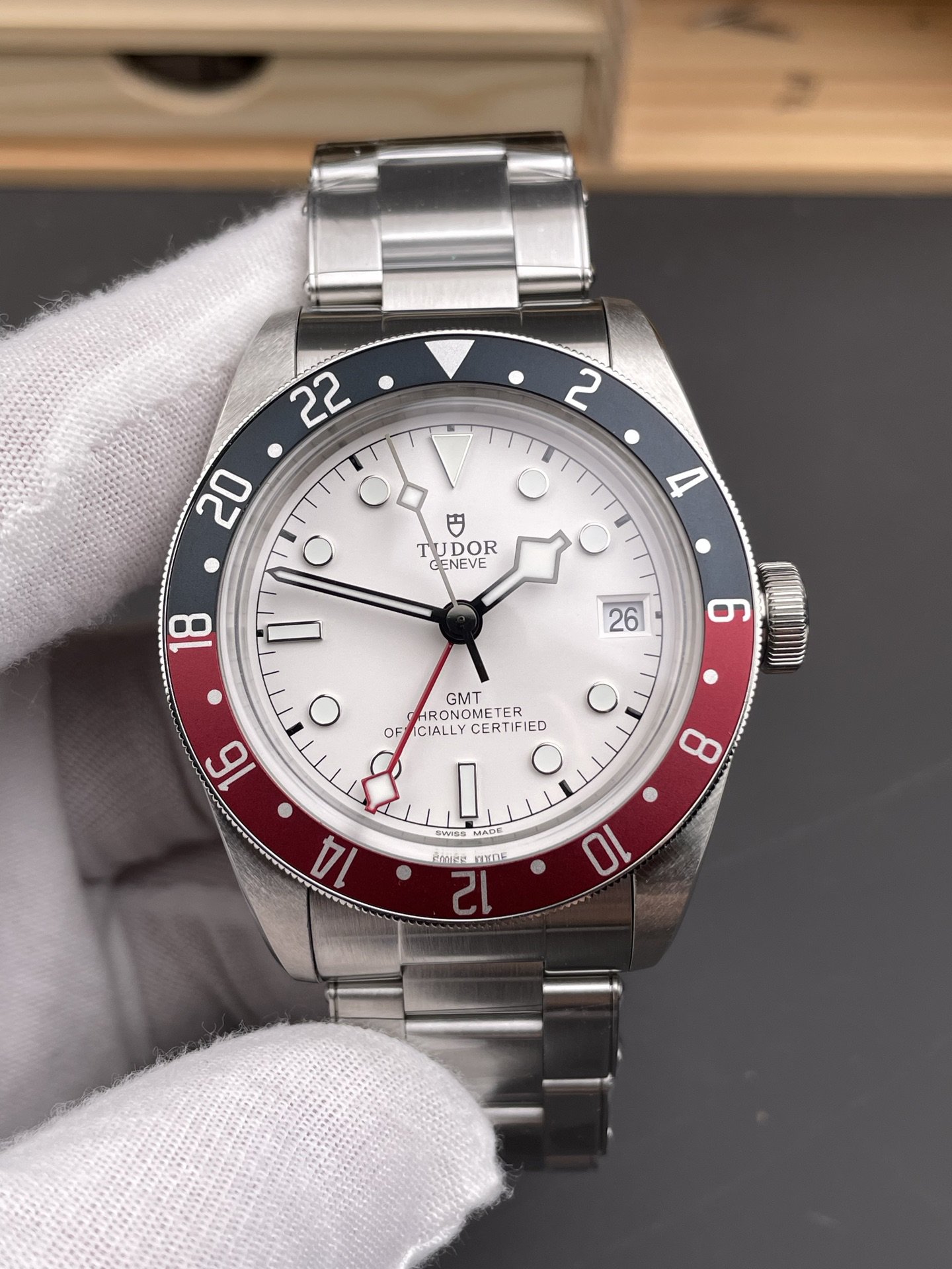 Tudor Black Bay GMT M79830RB-0010 case profile super clone watch