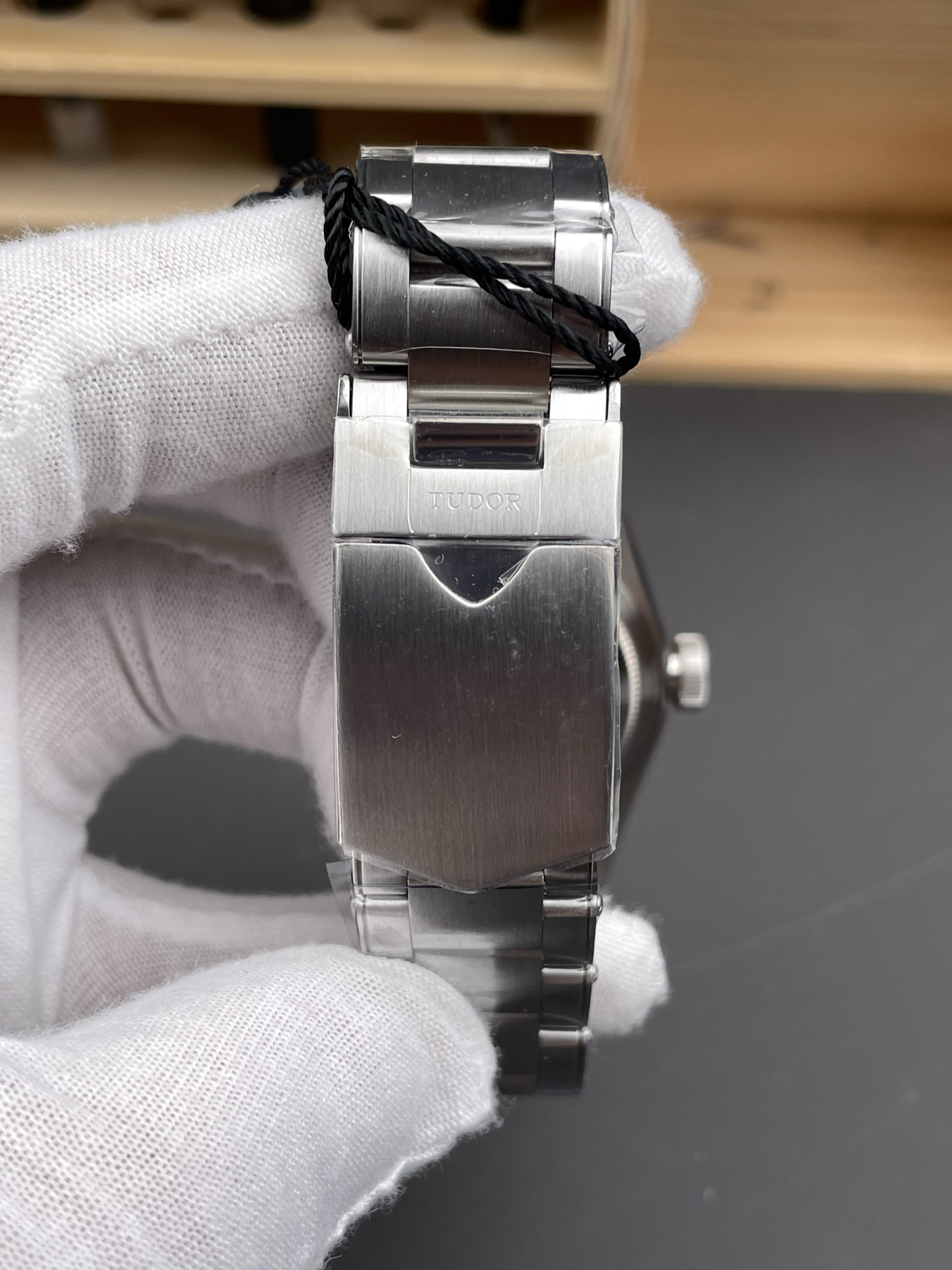Tudor Black Bay GMT M79830RB-0010 lume or strap detail super clone watch