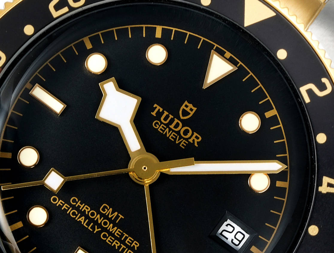 Tudor Black Bay GMT S&G M79833MN-0001 dial and bezel detail super clone watch
