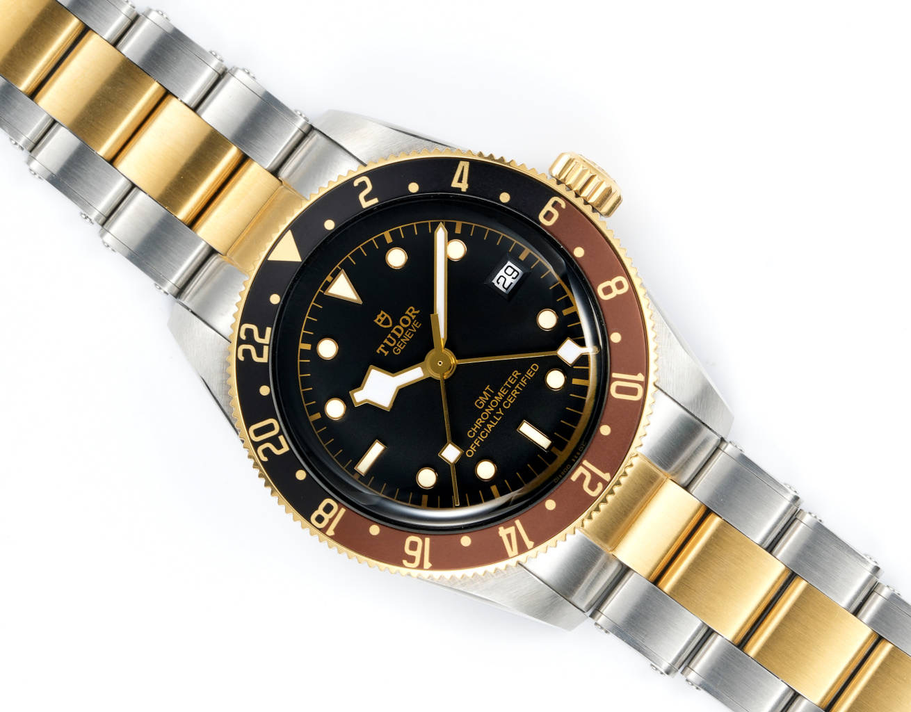Tudor Black Bay GMT S&G M79833MN-0001 caseback detail super clone watch
