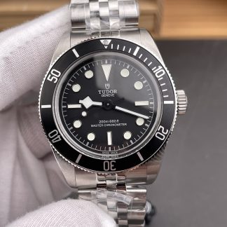 Tudor Black Bay M7941A1A0NU-0003 dial and bezel detail super clone watch