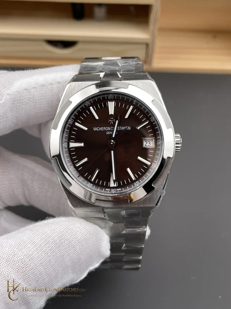 Vacheron Constantin Overseas 4500V/110A-B146 front view super clone watch
