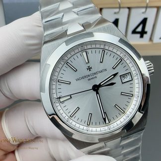 Vacheron Constantin Overseas 4500V/210A-B126 angled dial view super clone watch