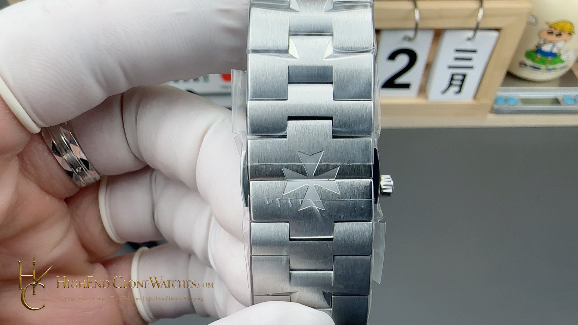 Vacheron Constantin Overseas 4500V/210A-B128 side case profile super clone watch