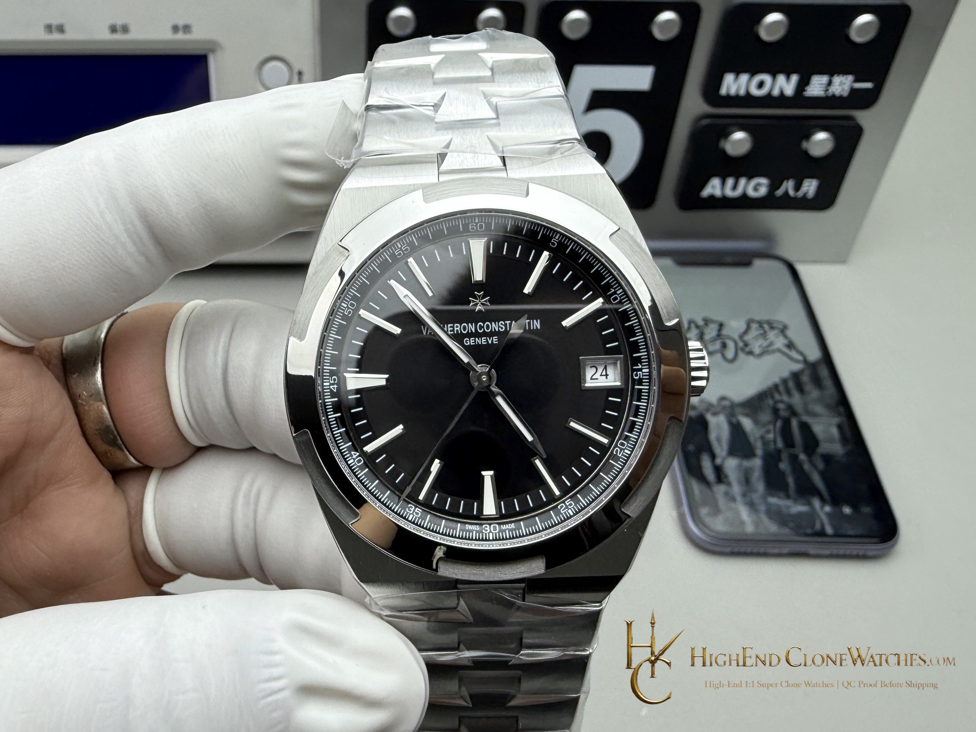 Vacheron Constantin Overseas 4500V/210A-B483 front view super clone watch