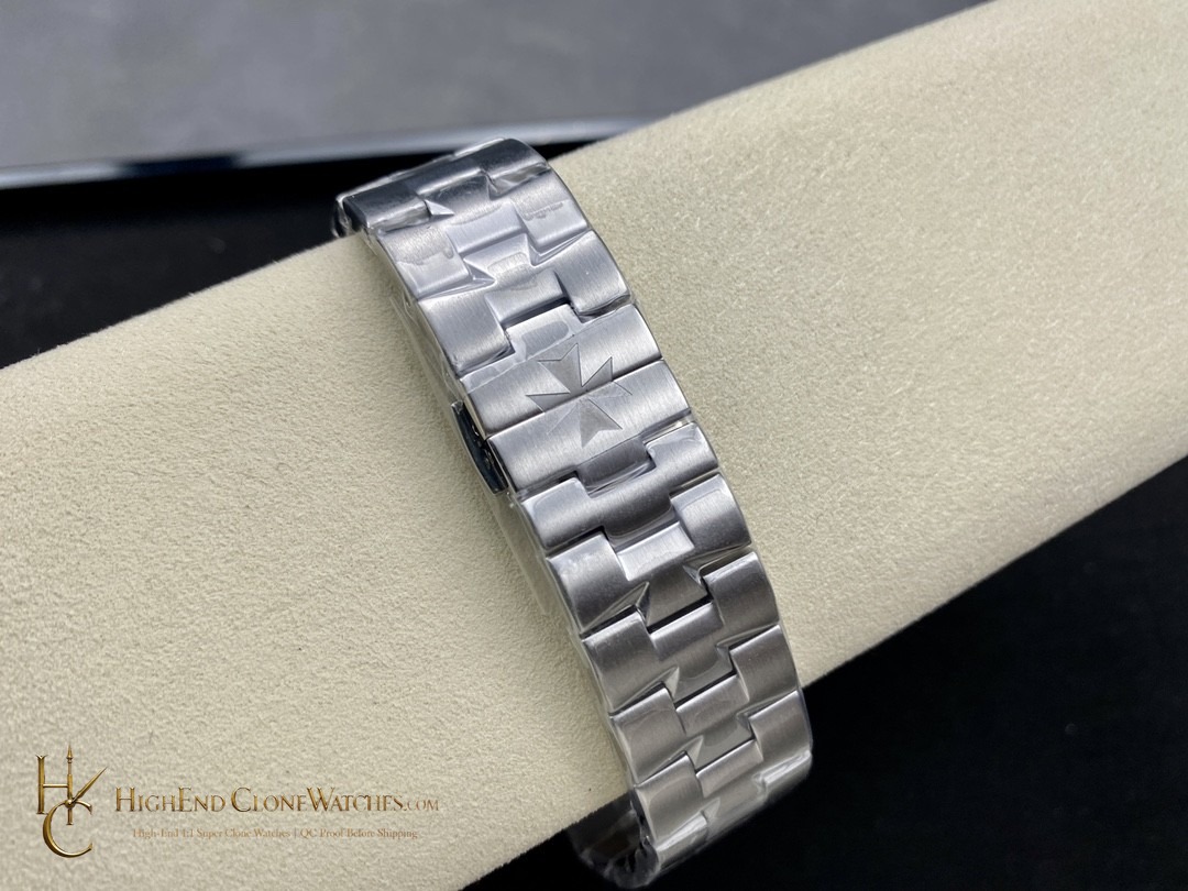 Vacheron Constantin Overseas Dual Time 7920V/210A-B334 caseback view super clone watch