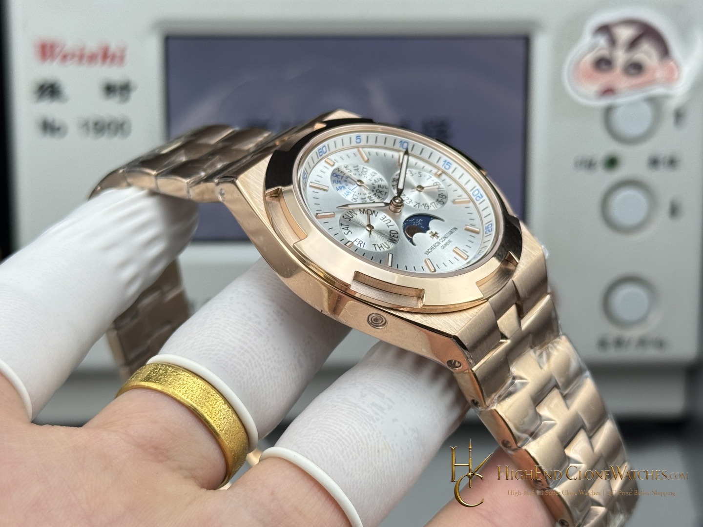 Vacheron Constantin Overseas Perpetual Calendar 4300V/220R-B064 crown and case detail super clone watch