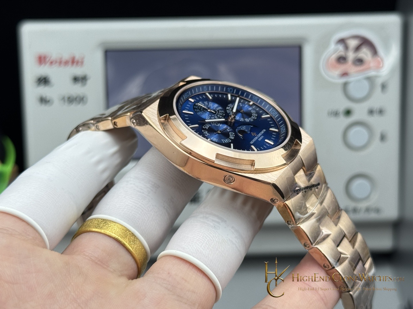 Vacheron Constantin Overseas Perpetual Calendar 4300V/220R-B509 crown and case detail super clone watch