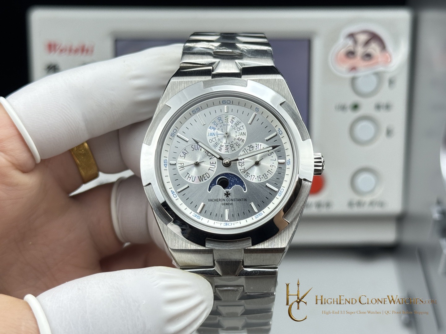 Vacheron Constantin Overseas Perpetual Calendar 4300V/120G-B946 front view super clone watch