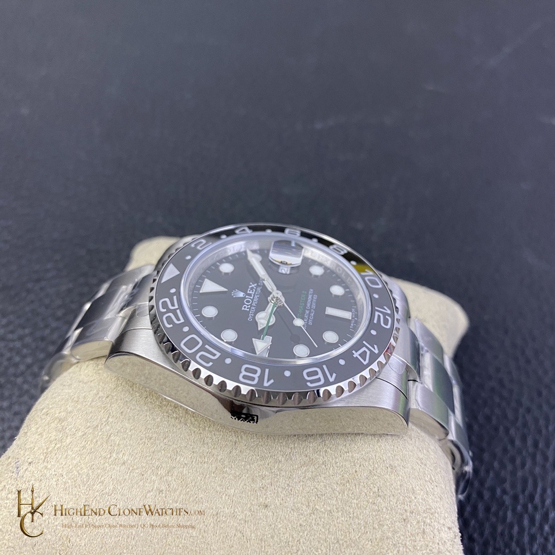 Rolex GMT-Master II 126710GRNR bezel detail super clone watch