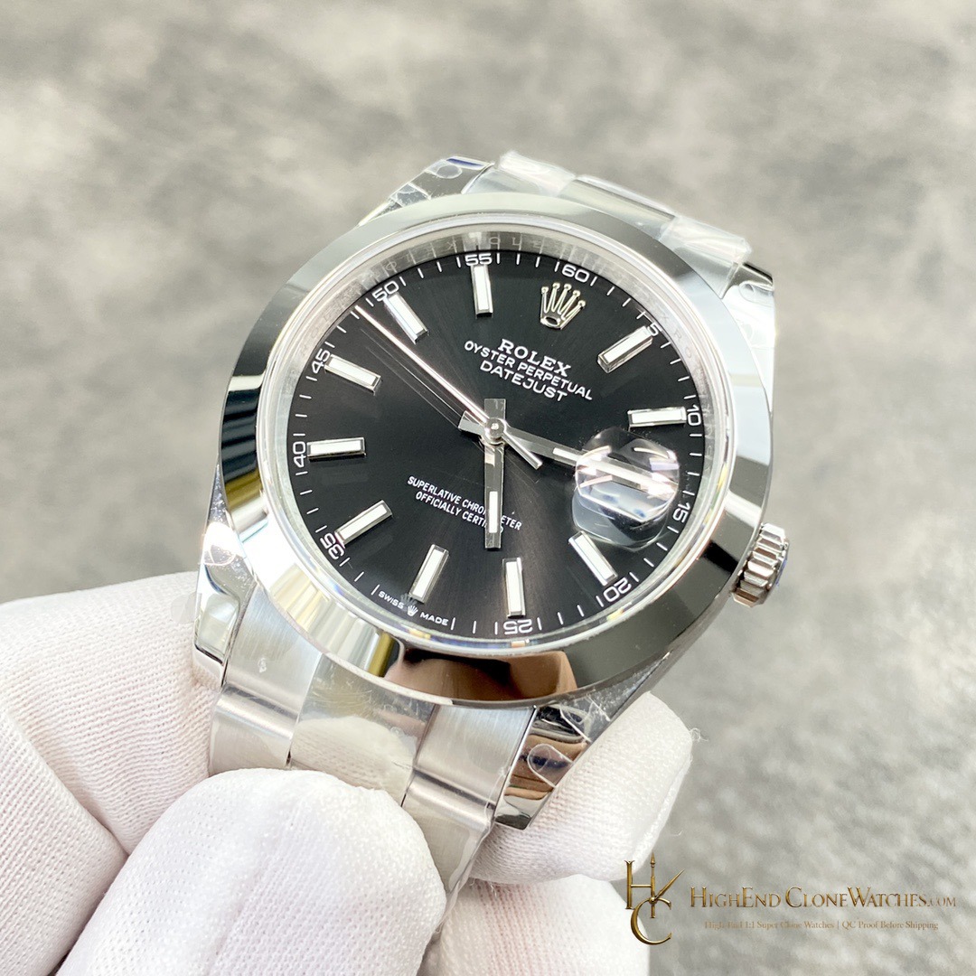 Rolex Datejust M126300-0011 bezel detail super clone watch