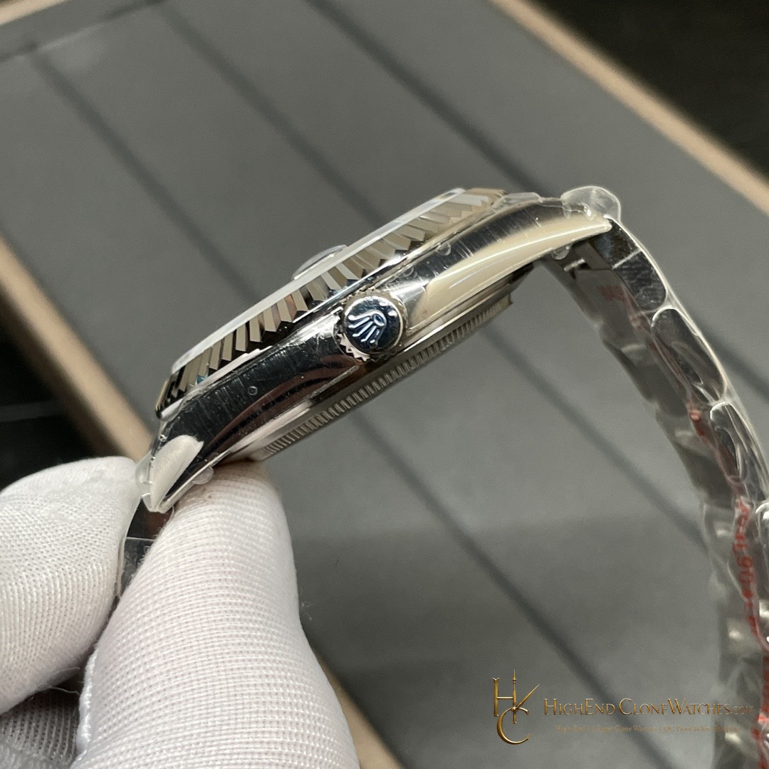 Rolex Datejust 126334-0017 crown and case detail super clone watch