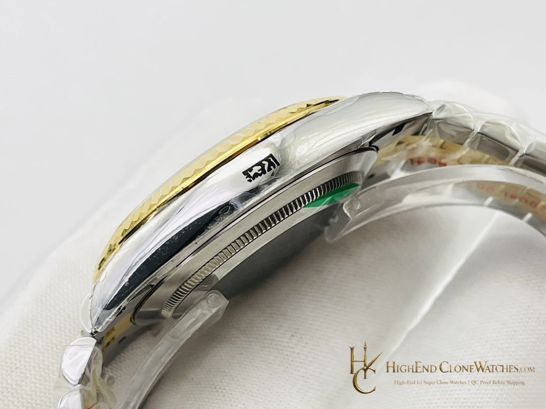 Rolex Datejust 126333-0010 crown and case detail super clone watch