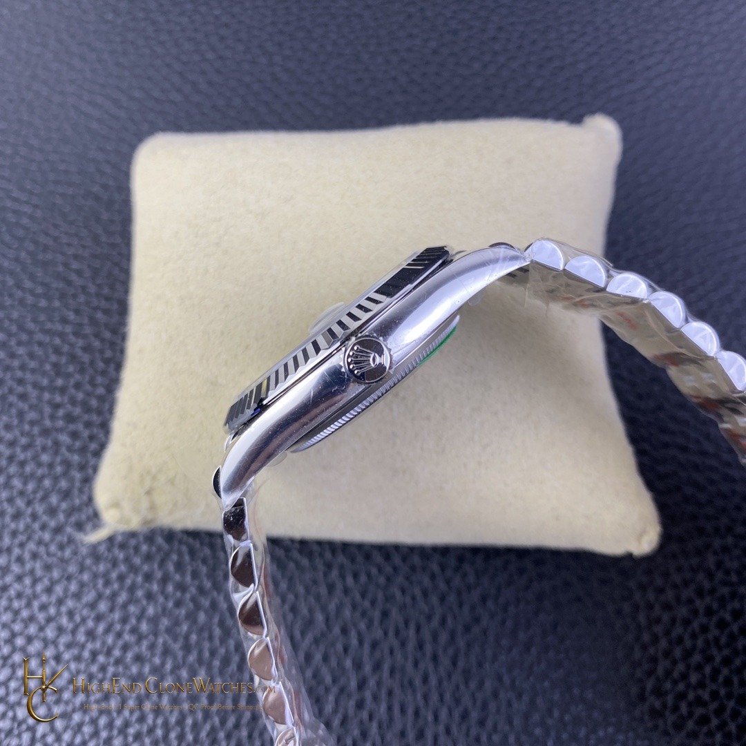 Rolex Datejust 126334 crown and case detail super clone watch