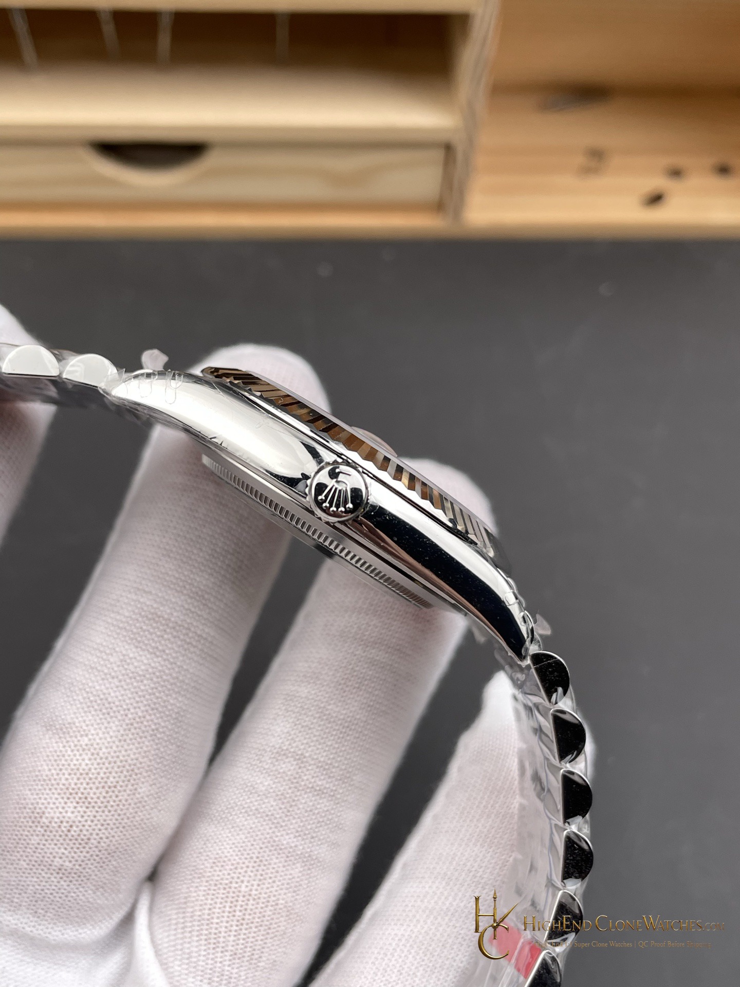 Rolex 126234 DateJust 36 bezel detail super clone watch