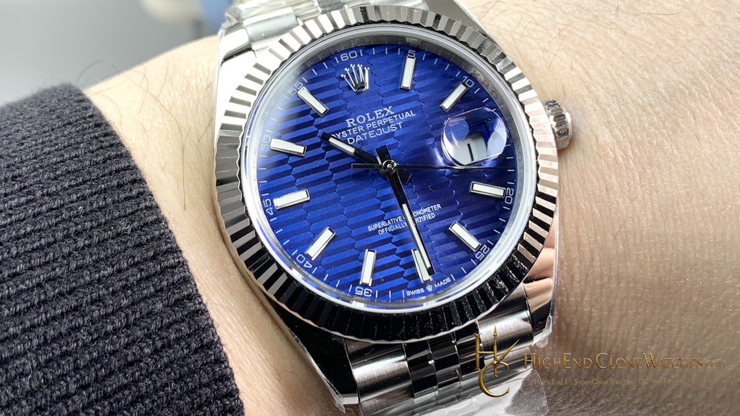 Rolex Datejust 126334-0032 crown and case detail super clone watch