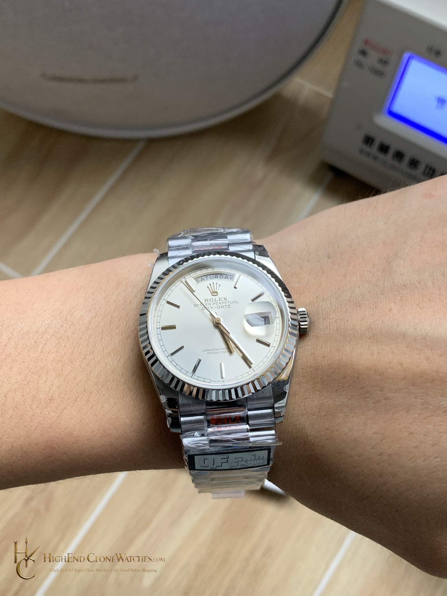 Rolex Day-Date m128236-0001 crown and case detail super clone watch