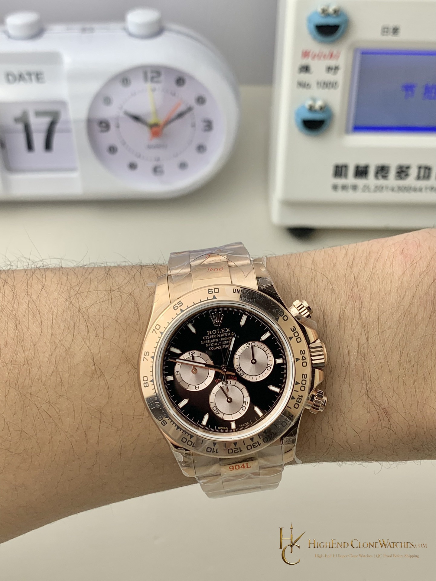 Rolex Daytona 126505-0001 crown and case detail super clone watch