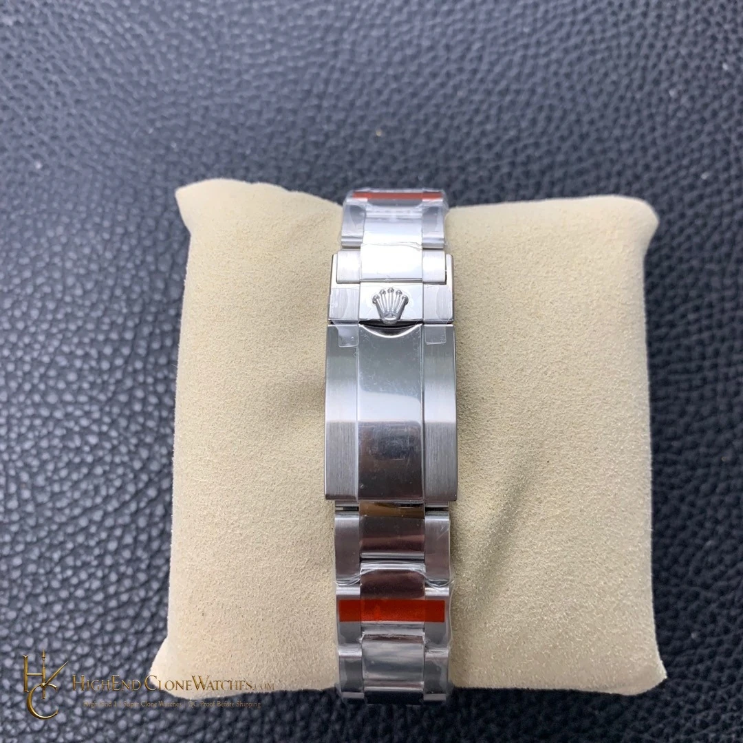 Rolex GMT-Master II 126719BLRO buckle or clasp detail super clone watch