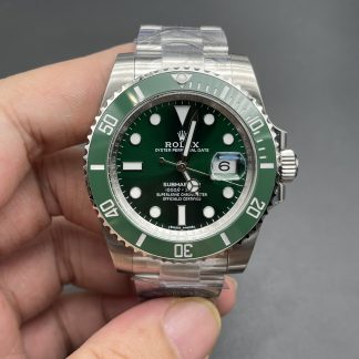 Rolex Submariner 116610LV front view super clone watch