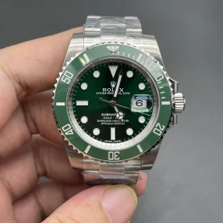Rolex Submariner 116610LV front view super clone watch
