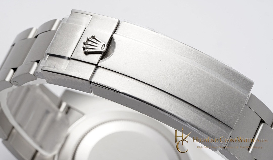 Rolex Submariner 126610 crown and case detail super clone watch