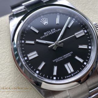 Rolex Oyster Perpetual 124300-0002 angled dial view super clone watch