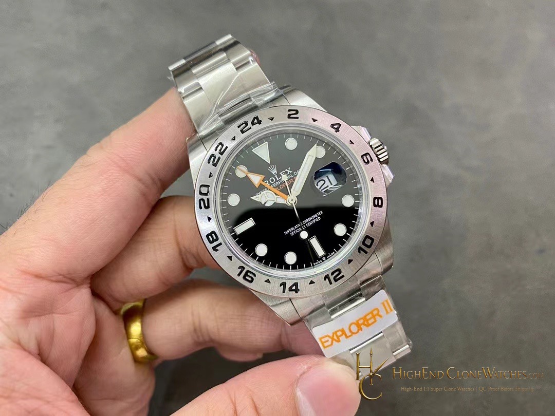 Rolex Oyster Perpetual Explorer II 226570 bezel detail super clone watch