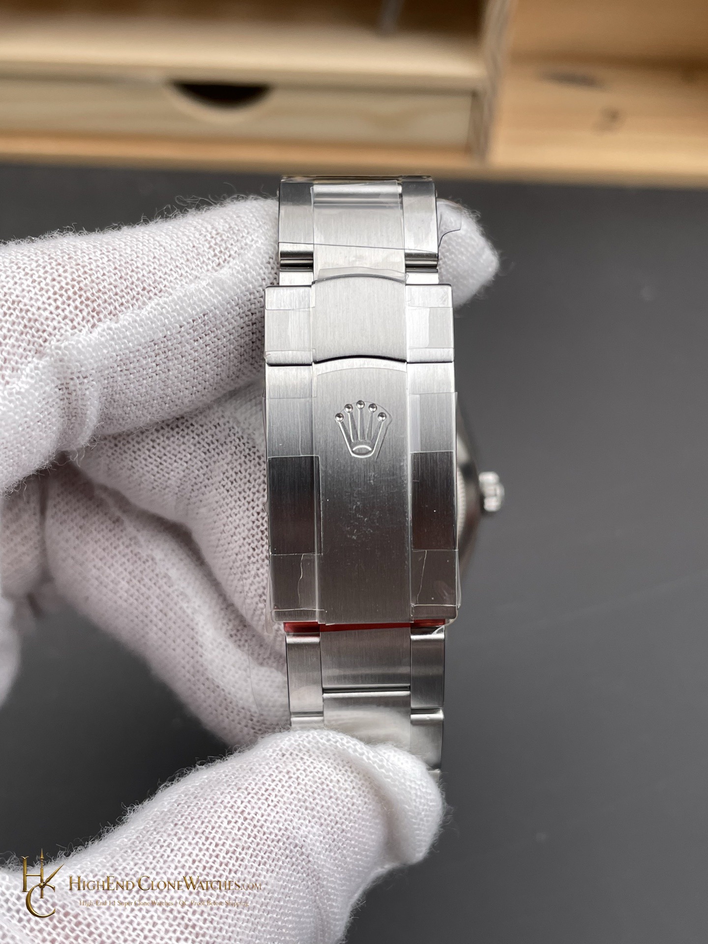 Rolex Oyster Perpetual 126000-0008 buckle or clasp detail super clone watch